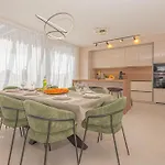 Pi25 Villa