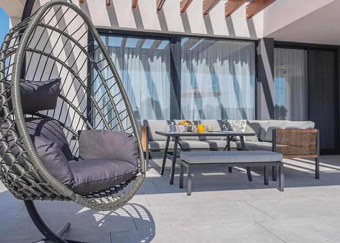 Вилла Pi25 Bristane